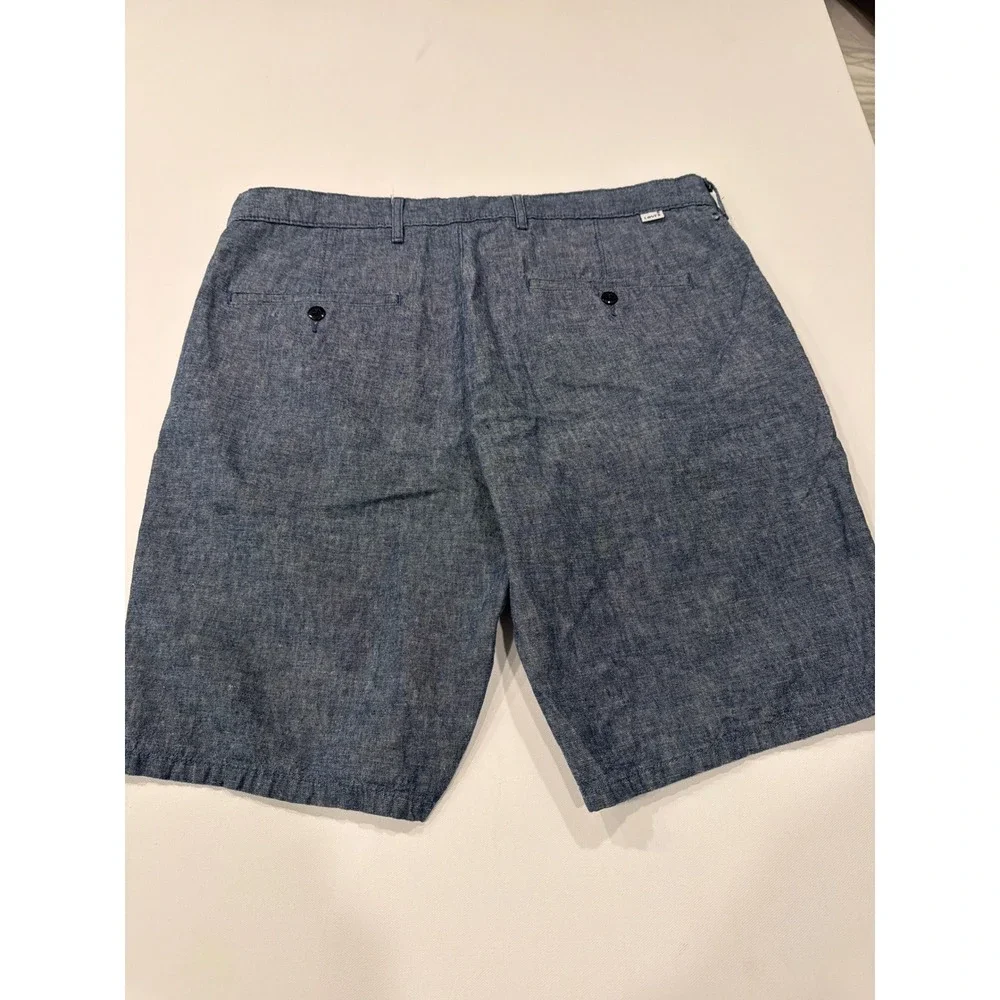 Levis Mens Blue Cotton Linen Blend Chambray Shorts Size 36 Flat Front Casual